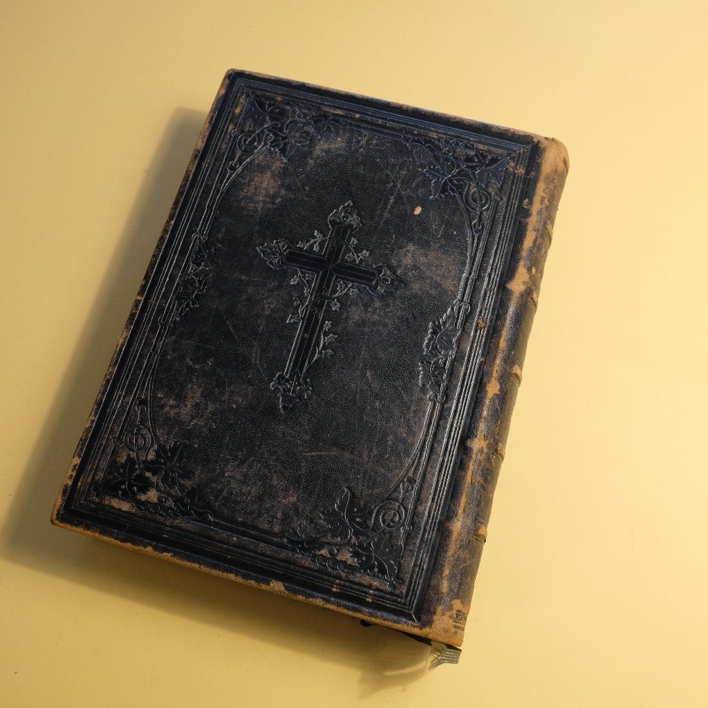 De mente ecclesiae, Antiek en Kunst, Ophalen