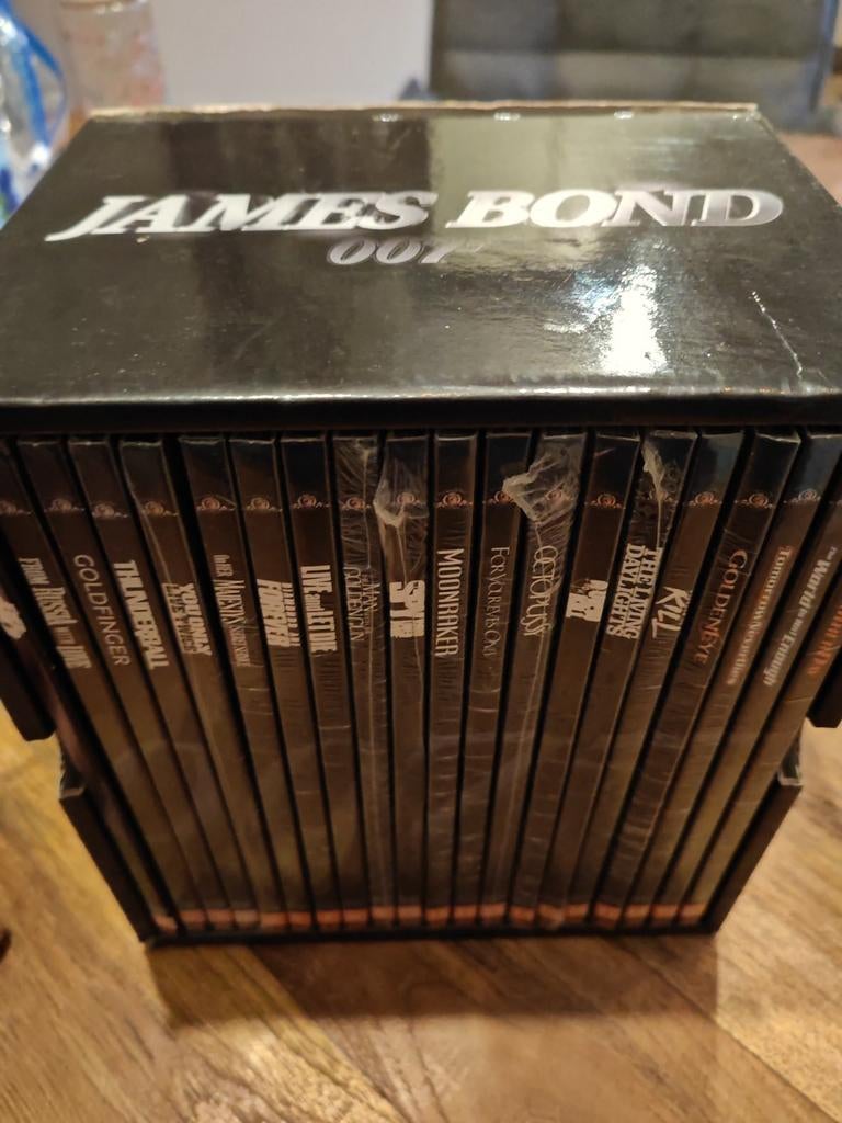 James Bond 007 Boxset - Complete Collectie DVD, Gebruikt, Boxset, Actiethriller, Ophalen of Verzenden