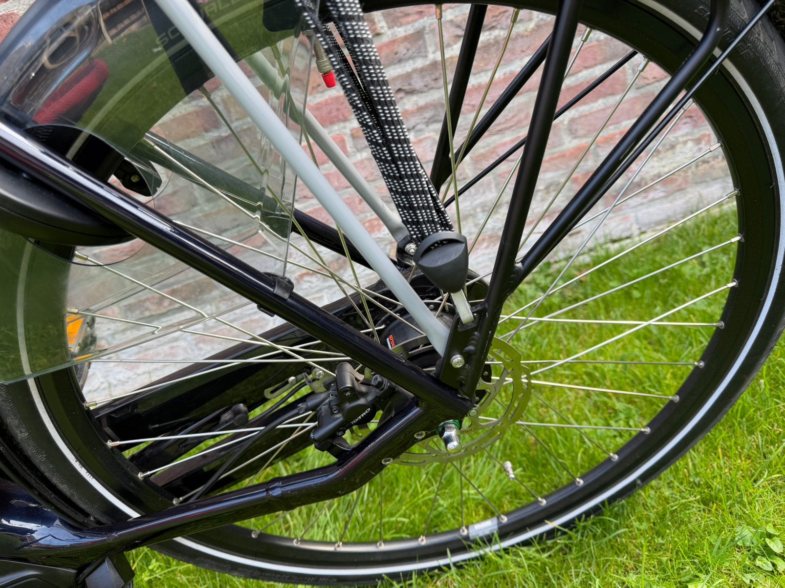 Foto 6 van Zo goed als nieuwe Batavus Finez 65cm