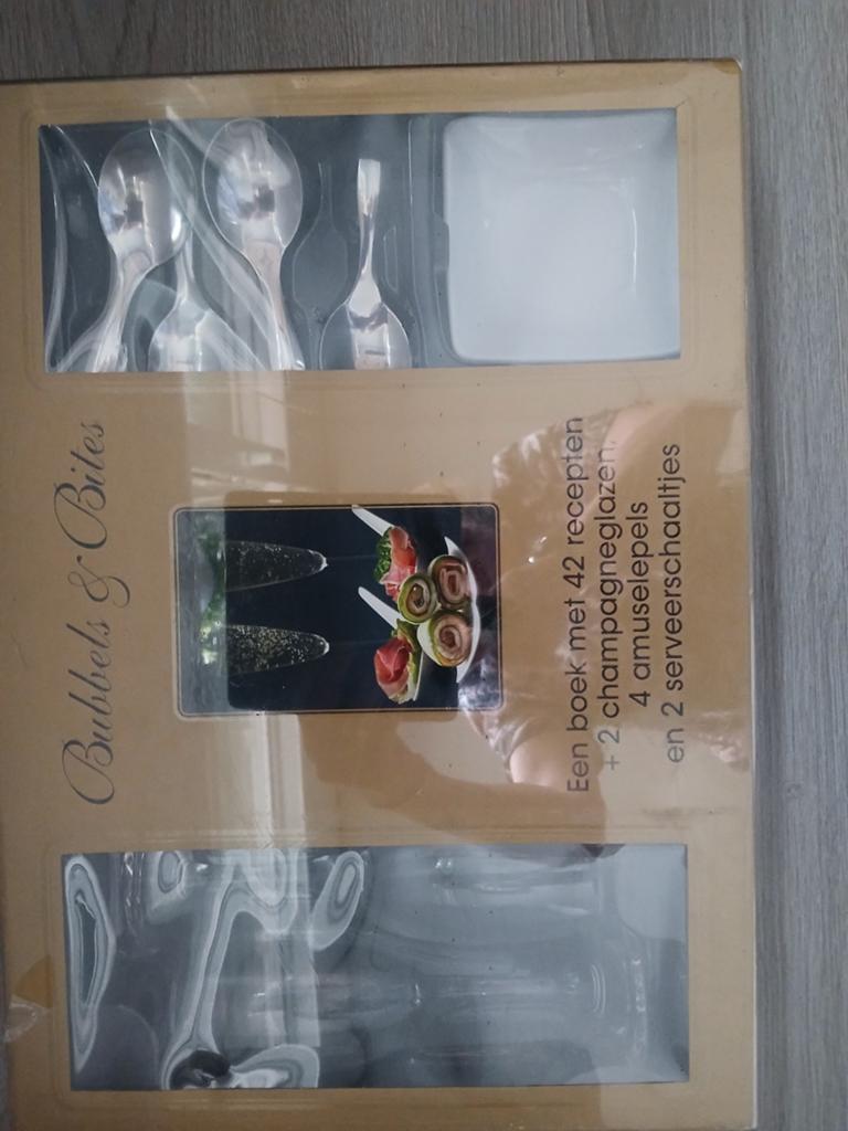 Amuseset, Huis en Inrichting, Keuken | Servies, Ophalen of Verzenden, Nieuw, Overige stijlen, Kop(pen) en/of Schotel(s)