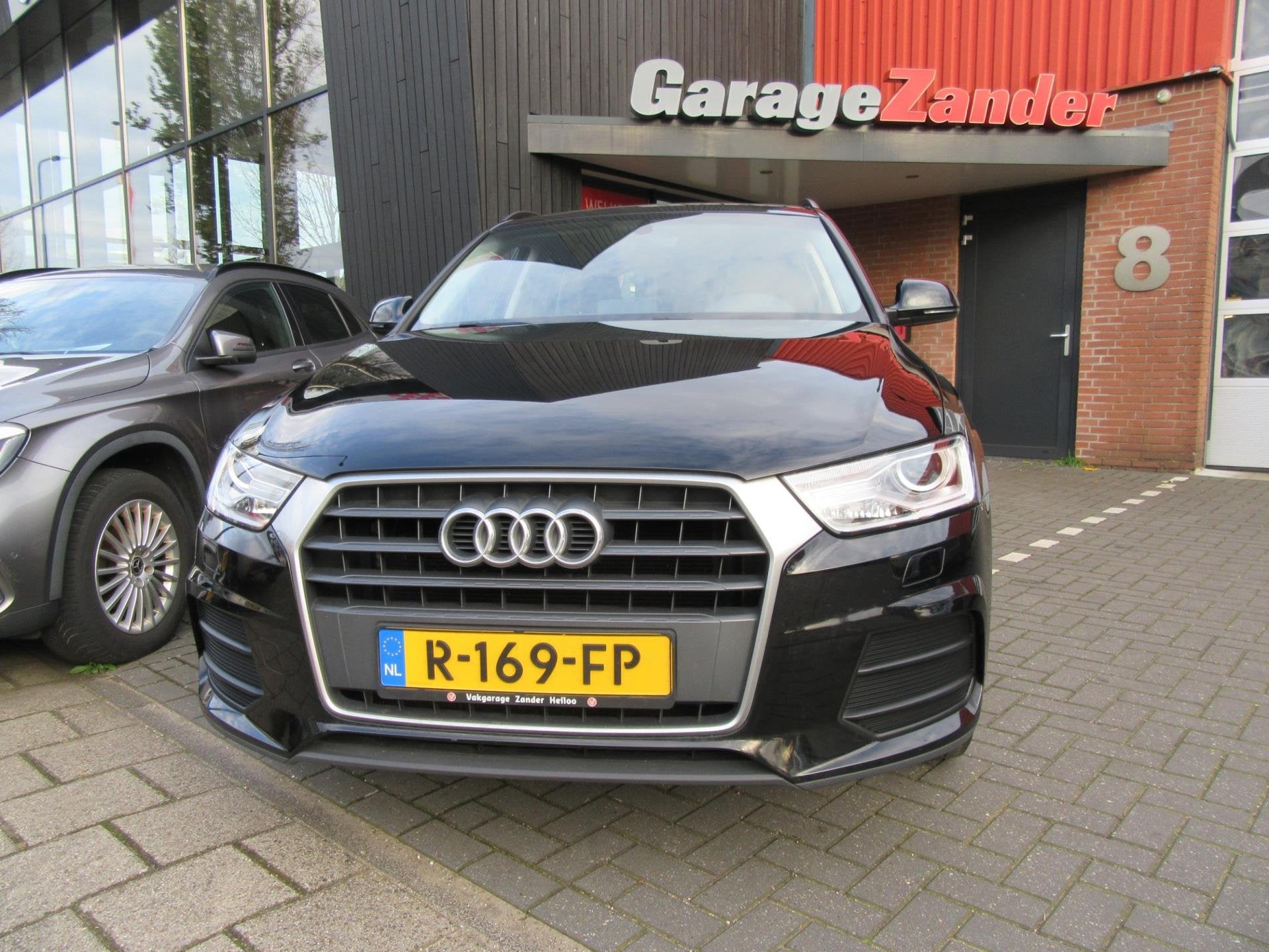Audi Q3 1.4 TFSI Design Pro Line Plus met Schuifdak, Auto's, Euro 6, 4 cilinders, Leder en Stof, Zwart