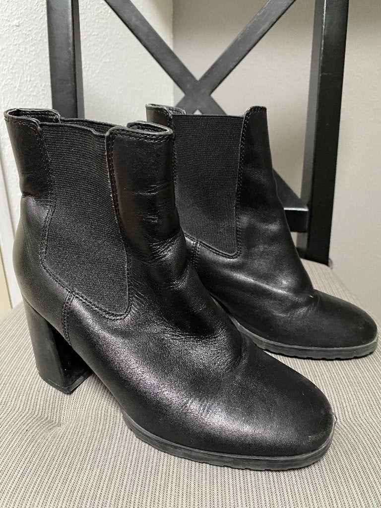 Mooie zwarte laarsjes, met leren voetbed., Kleding | Dames, Zwart, Lage of Enkellaarzen, Ophalen of Verzenden, Gedragen