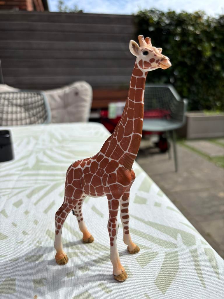 Wijfjesgiraf - Schleich #14750, Ophalen of Verzenden, Zo goed als nieuw, Dier