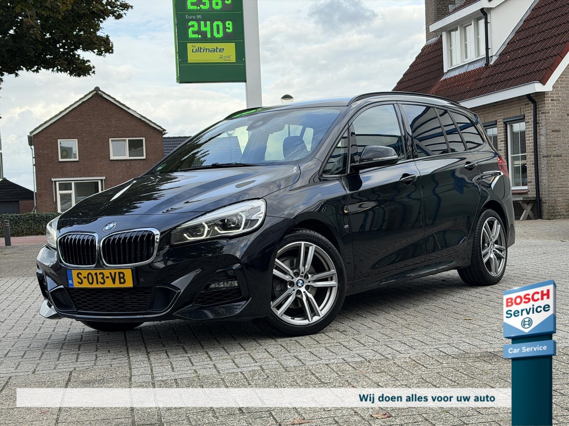 BMW 2-Serie Gran Tourer 218i 140pk M-Sport / 7-Persoons / Tr, Auto's, Gebruikt, 2-Serie Gran Tourer, Zwart, 1470 kg