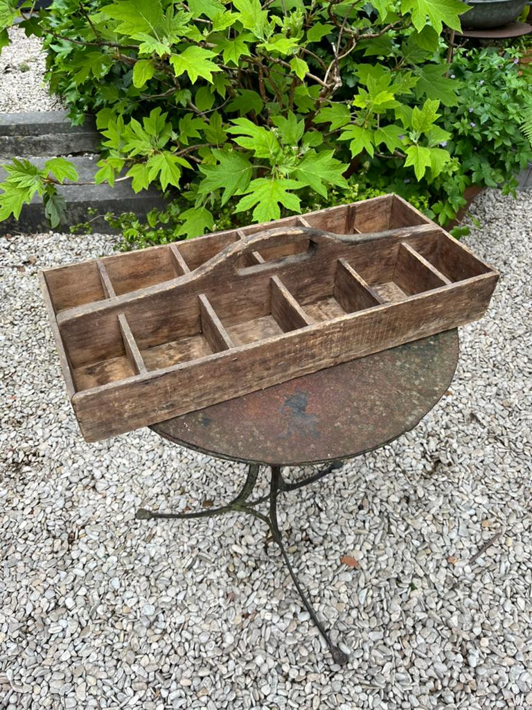 ANTIEKE HOUTEN BAK MET VAKJES WERKBAK ORIGINEEL DECO, Antiek en Kunst, Antiek | Woonaccessoires, Ophalen of Verzenden