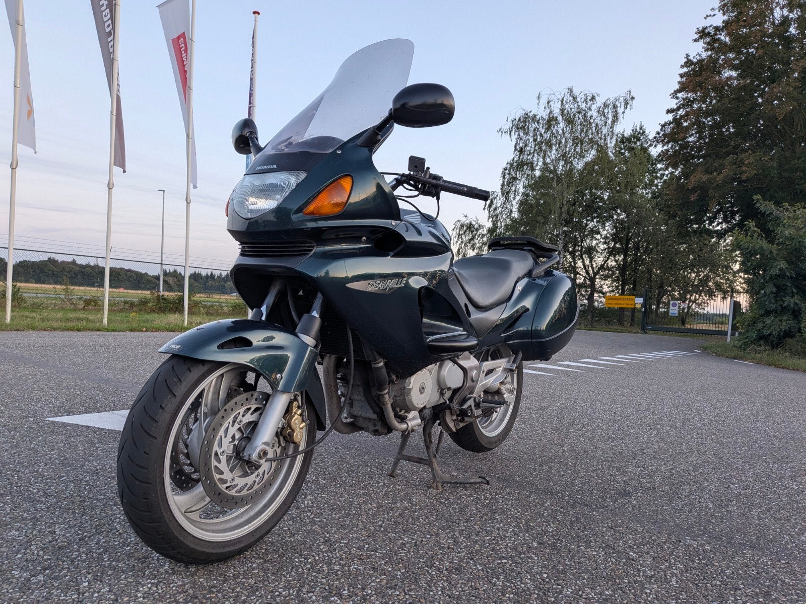 Honda Deauville NT650V, Motoren, 2 cilinders, Motorrijbewijs A, Gebruikt, Particulier