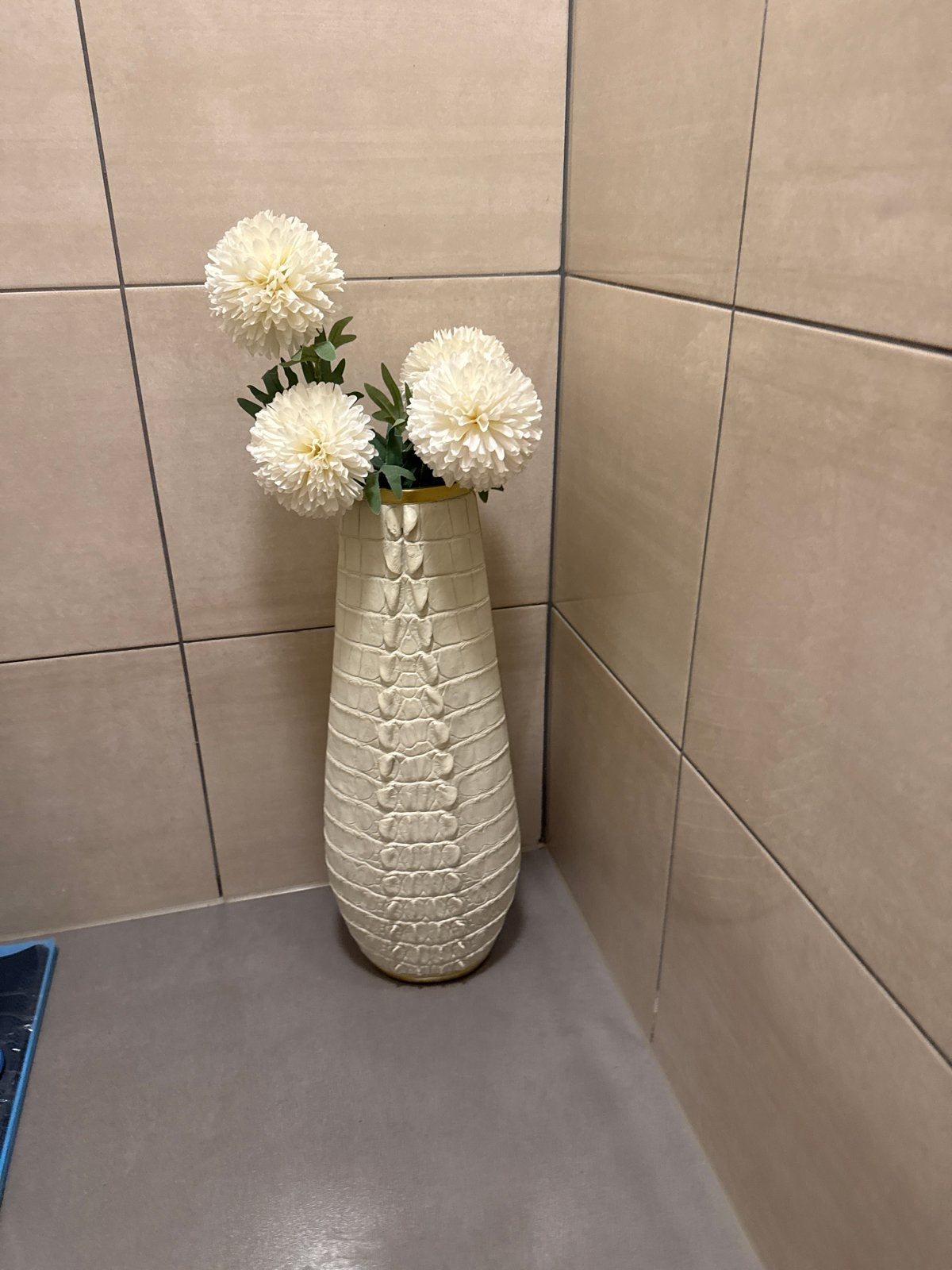 Richmond Vaas met Krokodillenleer Patroon - Beige/Goud, Overige materialen, Met patroon/structuur, Beige, Ophalen of Verzenden