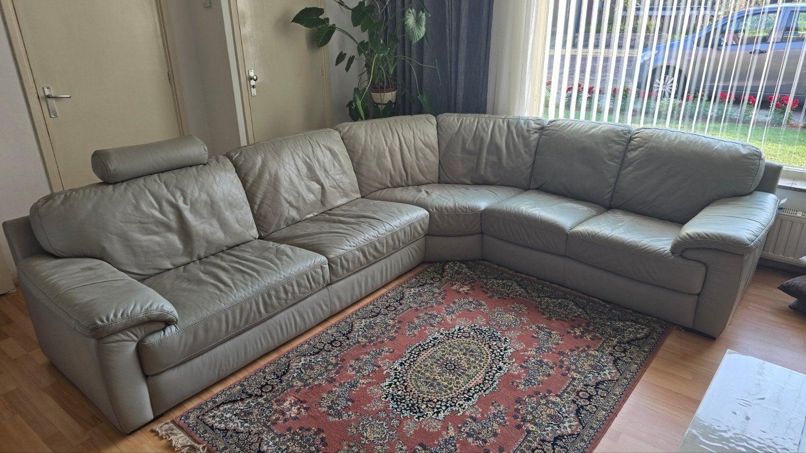 Leren hoekbank - Zeer comfortabel en ruim, Ophalen, Gebruikt, 100 tot 125 cm, Hoekbank