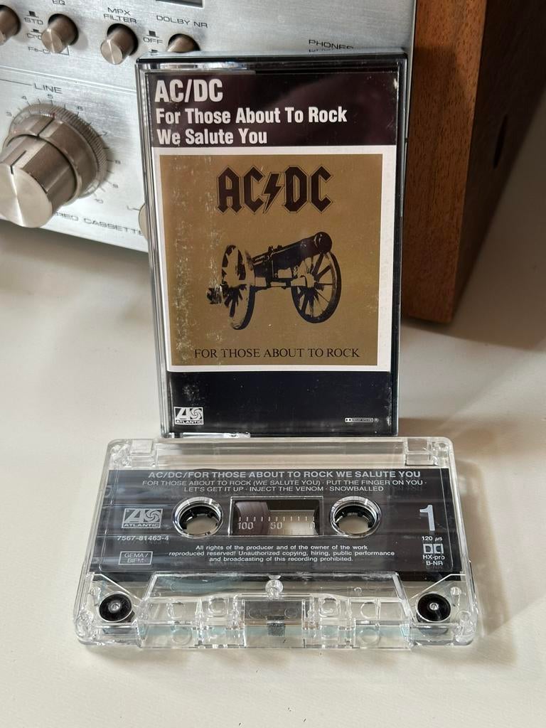 AC/DC - For Those About To Rock … We Salute You, Cd's en Dvd's, Cassettebandjes, Ophalen of Verzenden, Zo goed als nieuw, 1 bandje