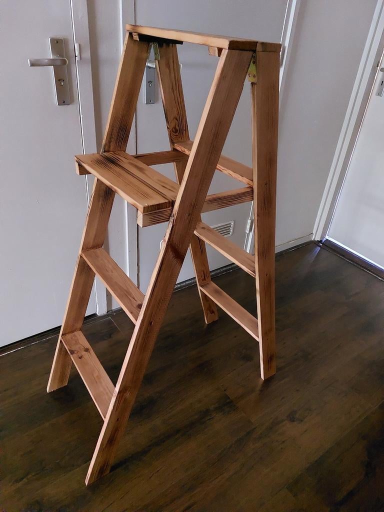 Nieuw decoratie trap, Ophalen, Nieuw