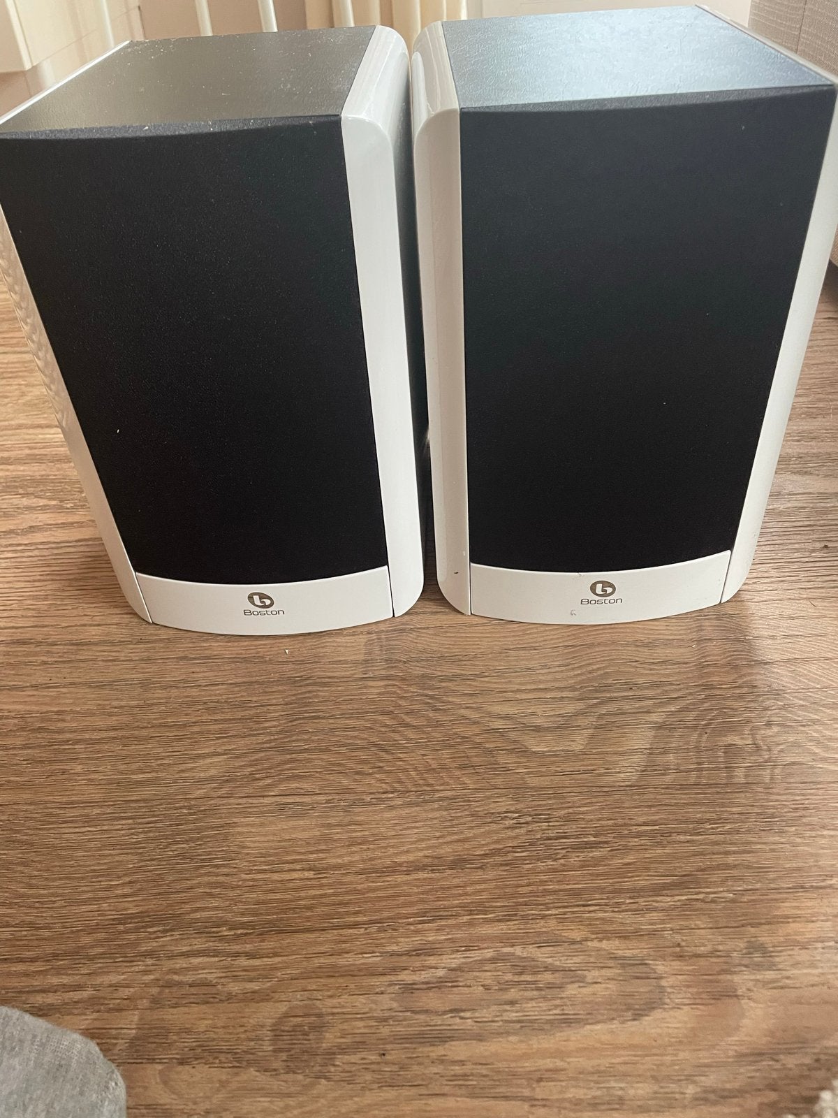 Boston Acoustics A25 Boekenplank Luidsprekers (Wit), Zo goed als nieuw, 60 tot 120 watt, Boekenplank luidspreker, Ophalen