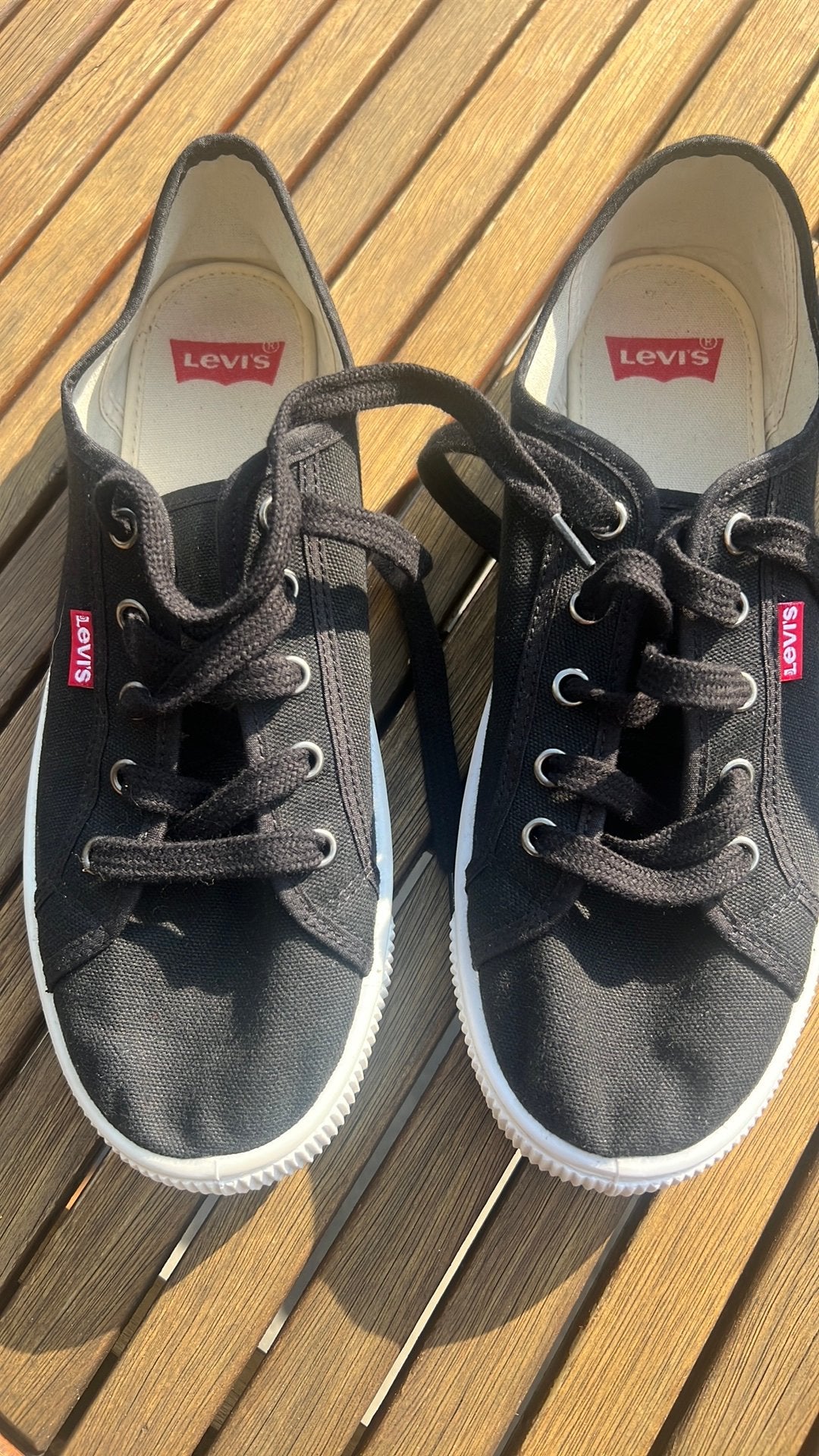 Levi’s gympen, Ophalen of Verzenden, Zo goed als nieuw, Sneakers of Gympen