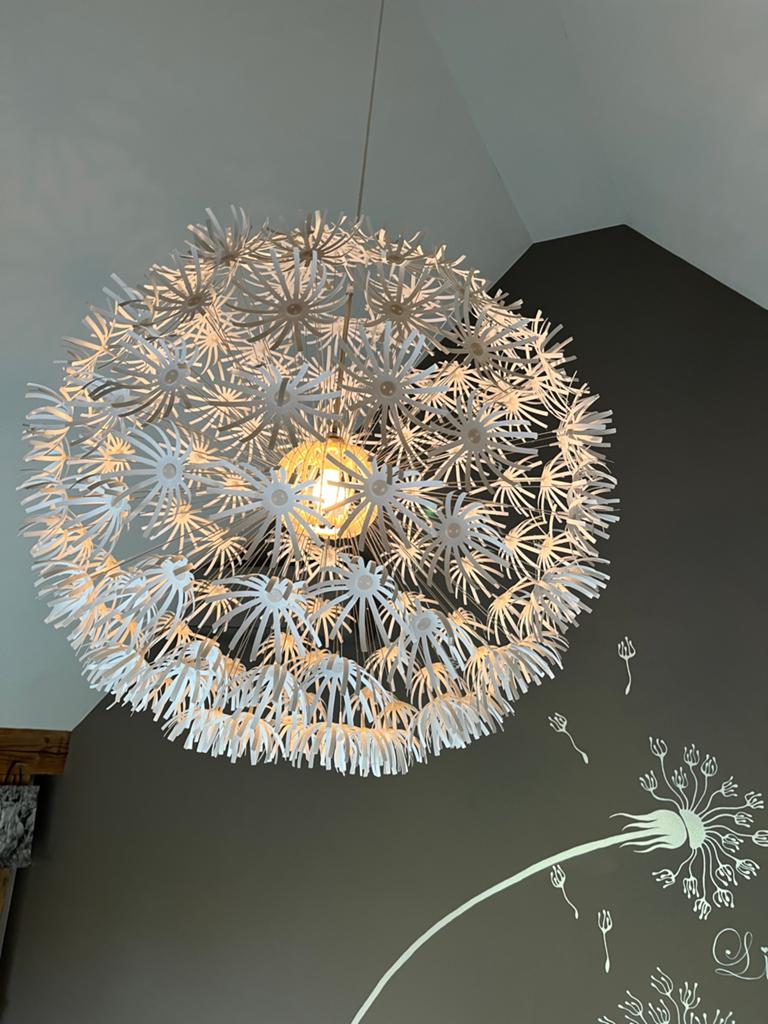 IKEA Maskros lamp - Grote bloemlamp - 90 cm diameter, Ophalen, Gebruikt, Kunststof, 50 tot 75 cm