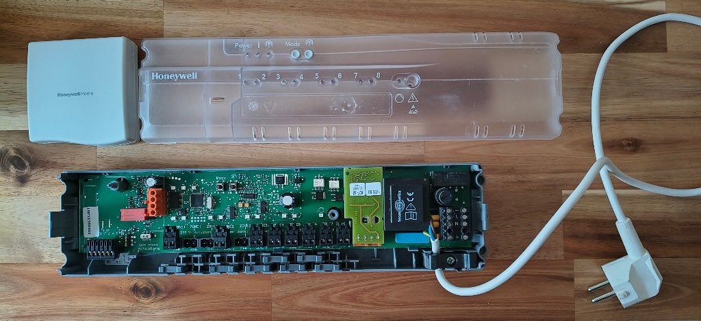 Honeywell HCE80 Vloerverwarming verdeler evt. met HCS80, Ophalen of Verzenden, Slimme thermostaat, Gebruikt