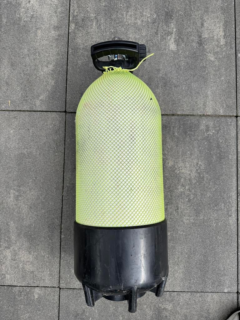 Duikfles 12 liter “bommetje” met handvat - keur t/m 2028, Ophalen, Zo goed als nieuw, Duikfles
