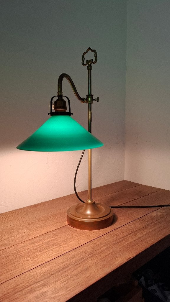 Antieke koperen bureaulamp met glazen kap, Ophalen
