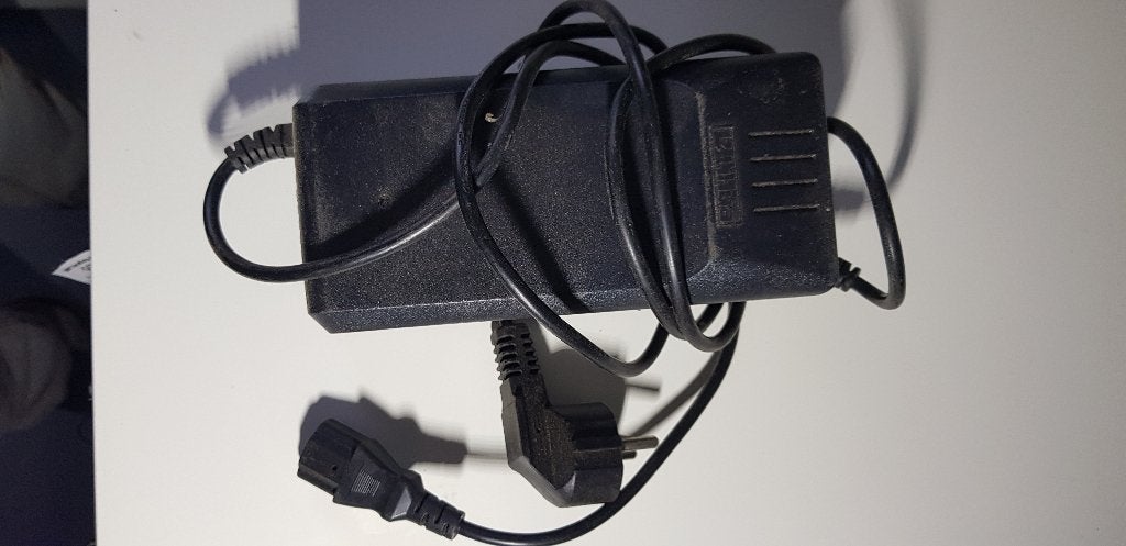 onderdelen la souris e-sourini Oplader lood 72v, Ophalen of Verzenden, Zo goed als nieuw, Overige typen, Overige merken