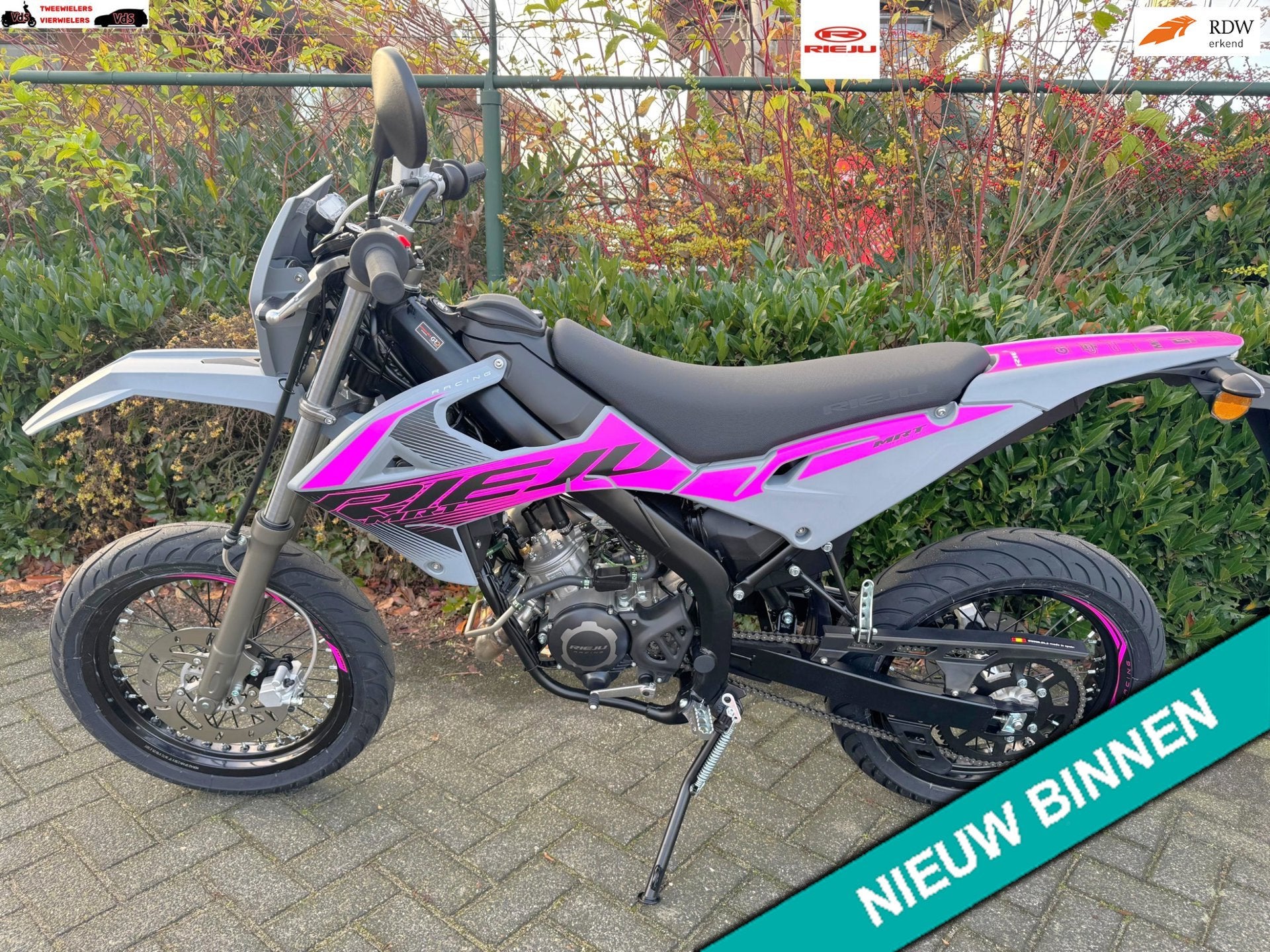 Rieju MRT SM 50 E5+ NIEUW MATT GREY / ROSE BETAAL met in3, R
r  r, NL, 49 cc, 6 versnellingen, R
