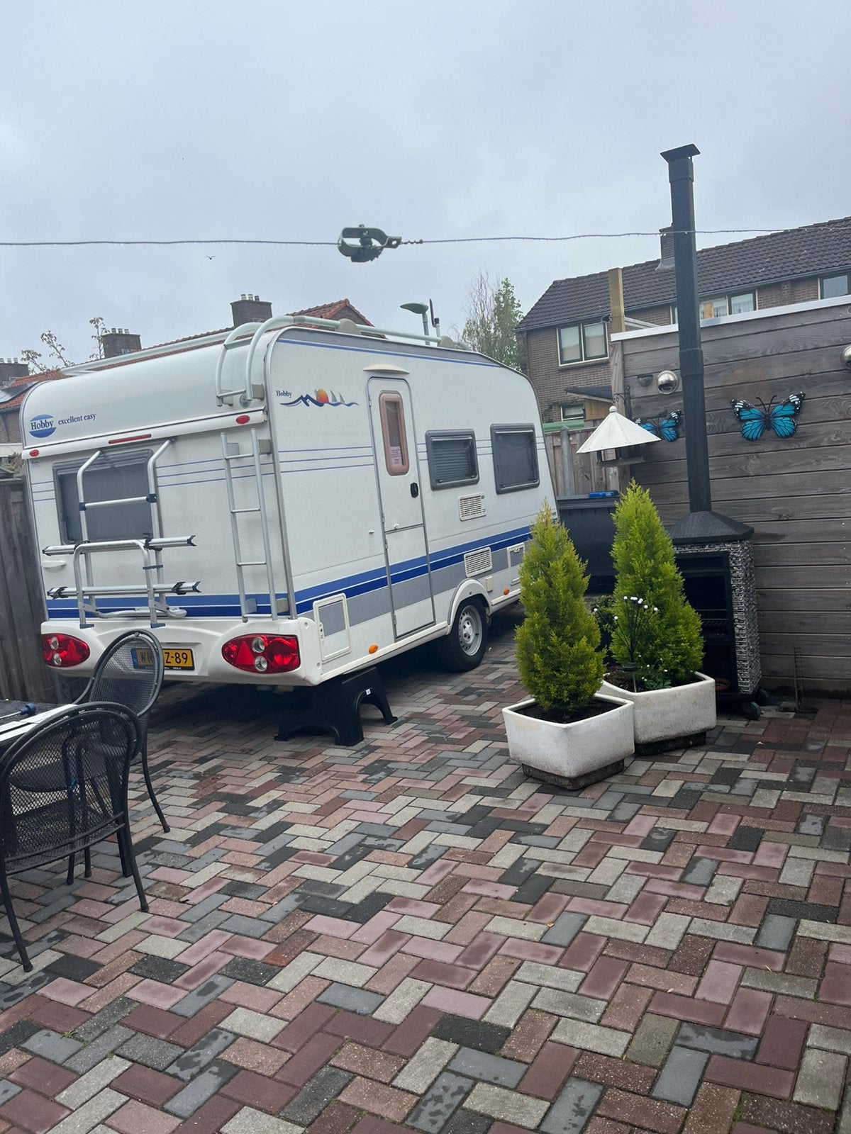 HOBBY Excellent Easy 400 2005 met mover, Caravans en Kamperen, Mover, Vast bed, Hobby, Treinzit