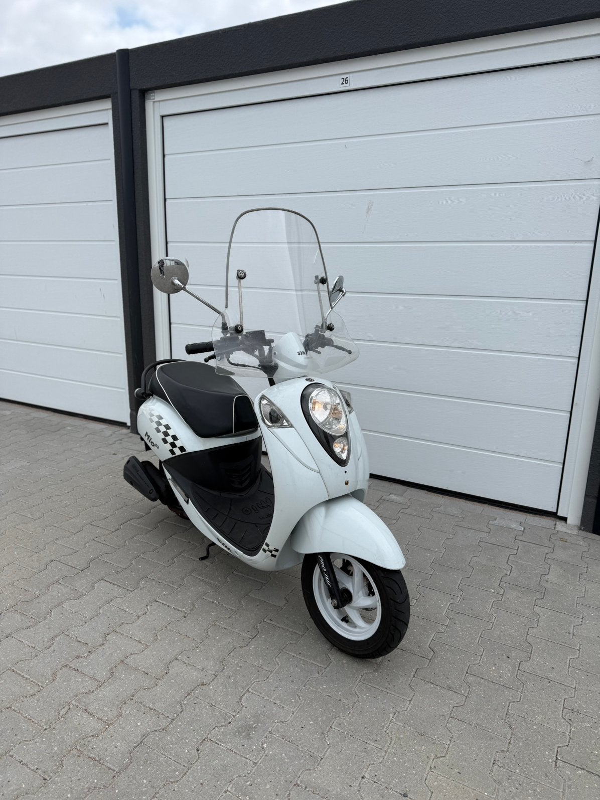 Sym mio 50, Fietsen en Brommers, Scooters | SYM, Zo goed als nieuw, Benzine, 50 cc, Maximaal 25 km/u