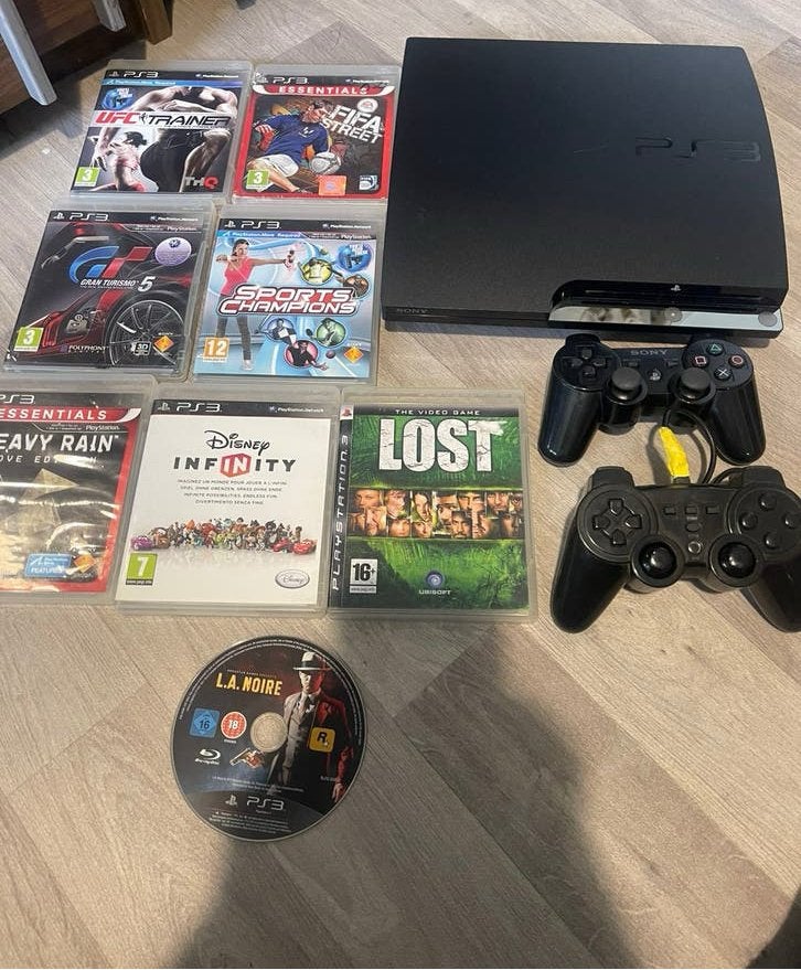 PS3 Slim 160GB + 2 controllers + games – volledig werkend, Spelcomputers en Games, Spelcomputers | Sony PlayStation 3, Gebruikt