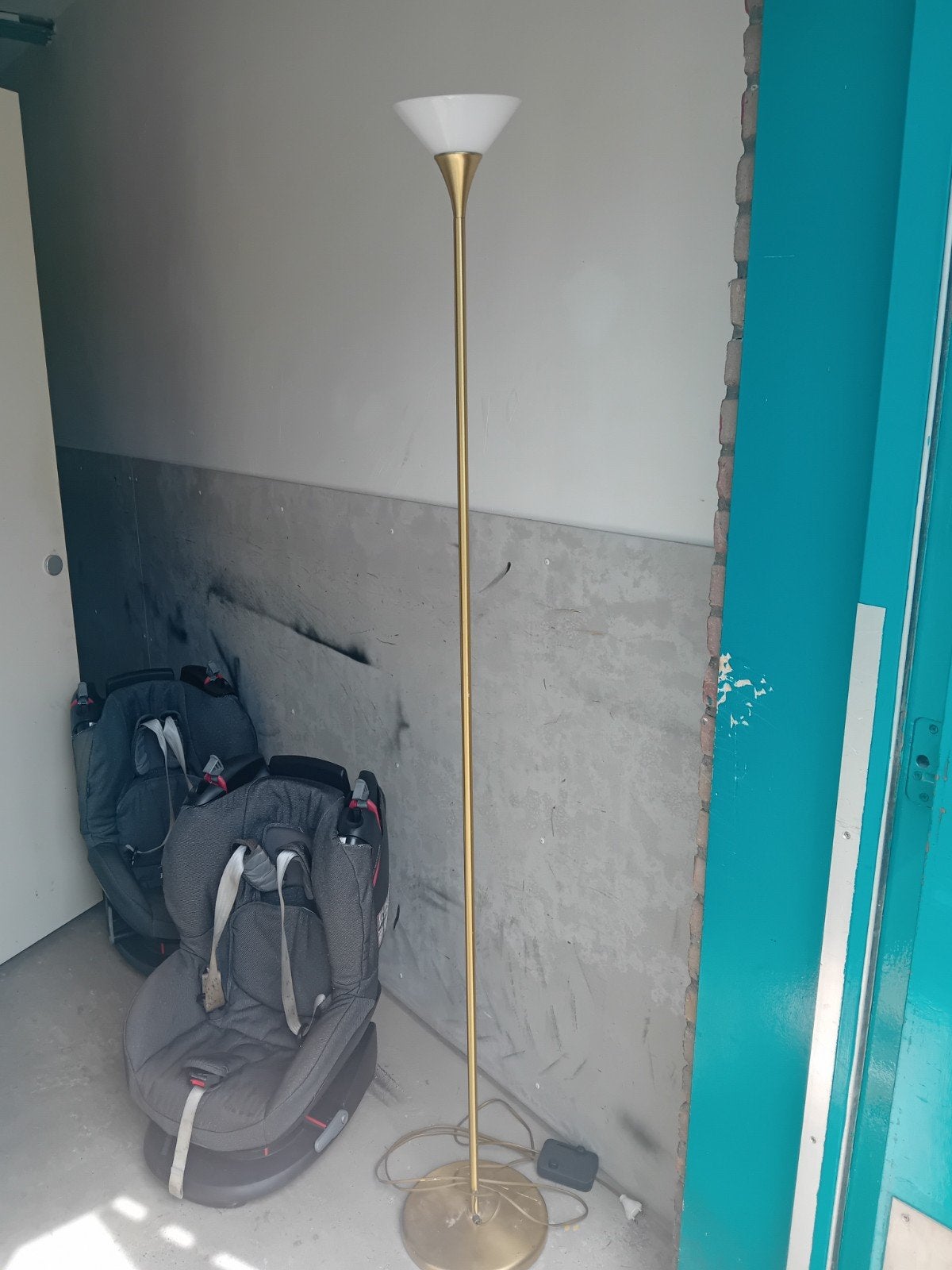 Elegante staande lamp met dimmer, E14 fitting en glazen kap, Ophalen