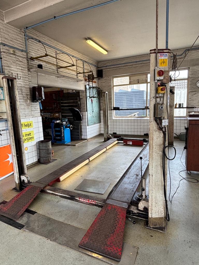 Koni 4 koloms hefbrug met brugkrik 3500 kg, Auto diversen, Autogereedschap, Ophalen, Gebruikt
