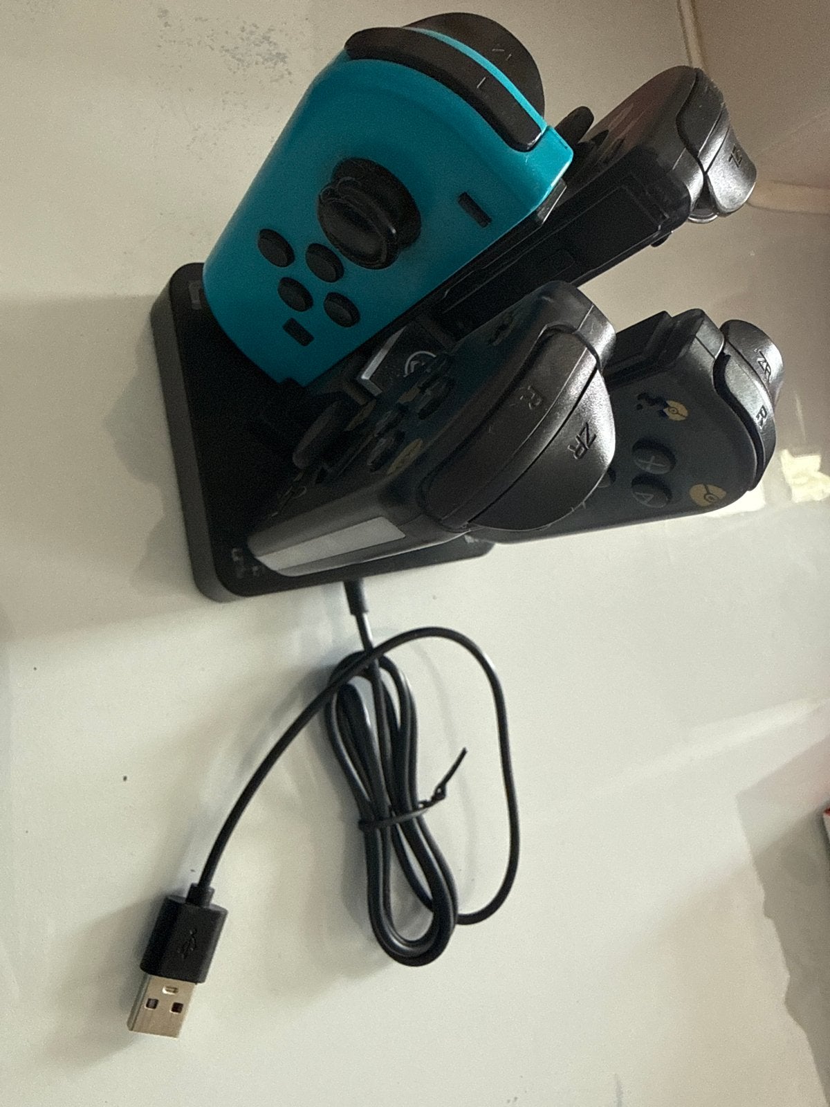 Nintendo Switch Controller Oplaadstation, Spelcomputers en Games, Ophalen of Verzenden, Zo goed als nieuw, Zonder controller
