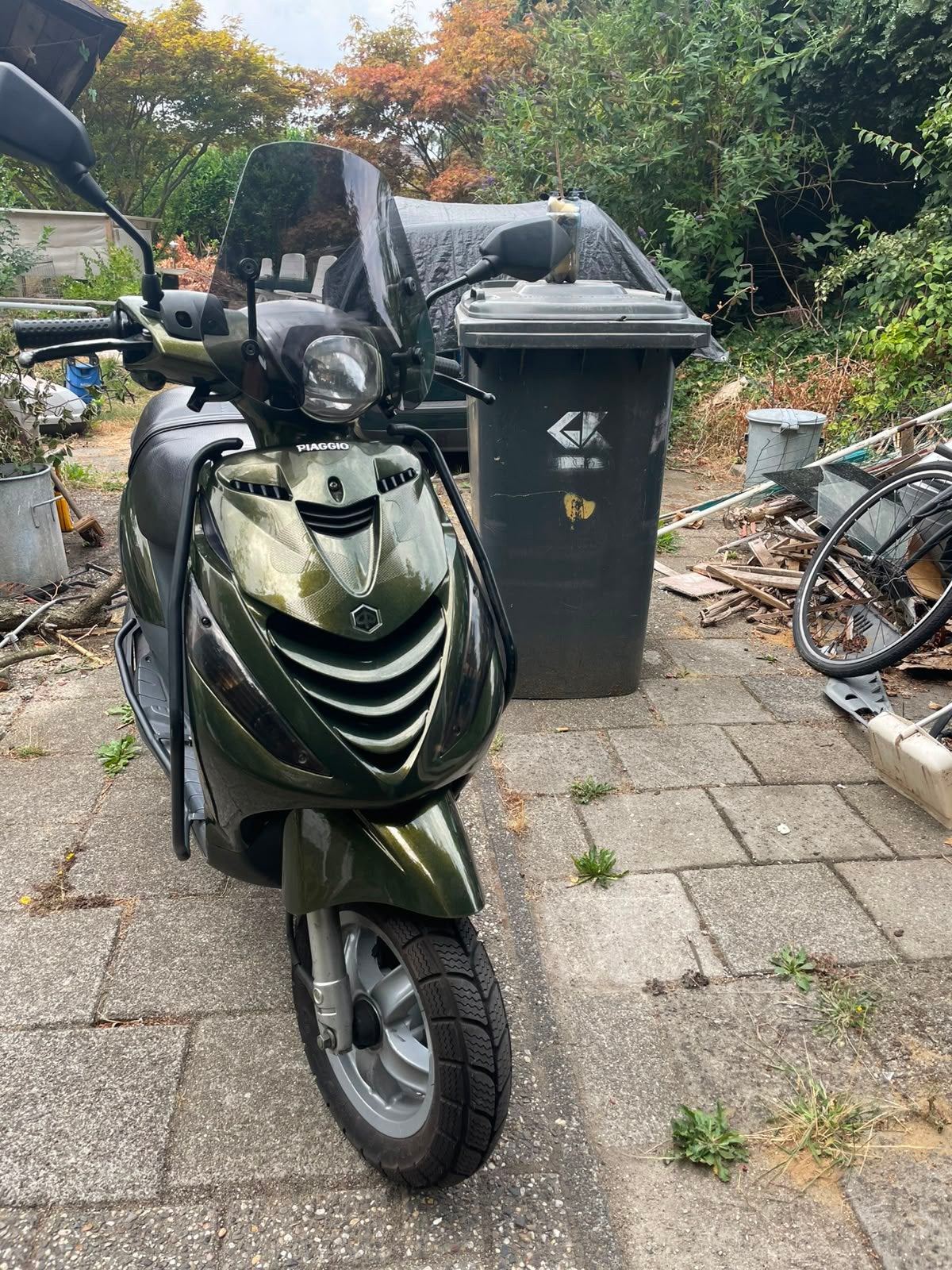 Piaggio zip 50cc 2takt 2001, Fietsen en Brommers, Scooters | Piaggio, Ophalen, Zo goed als nieuw, Benzine, Zip