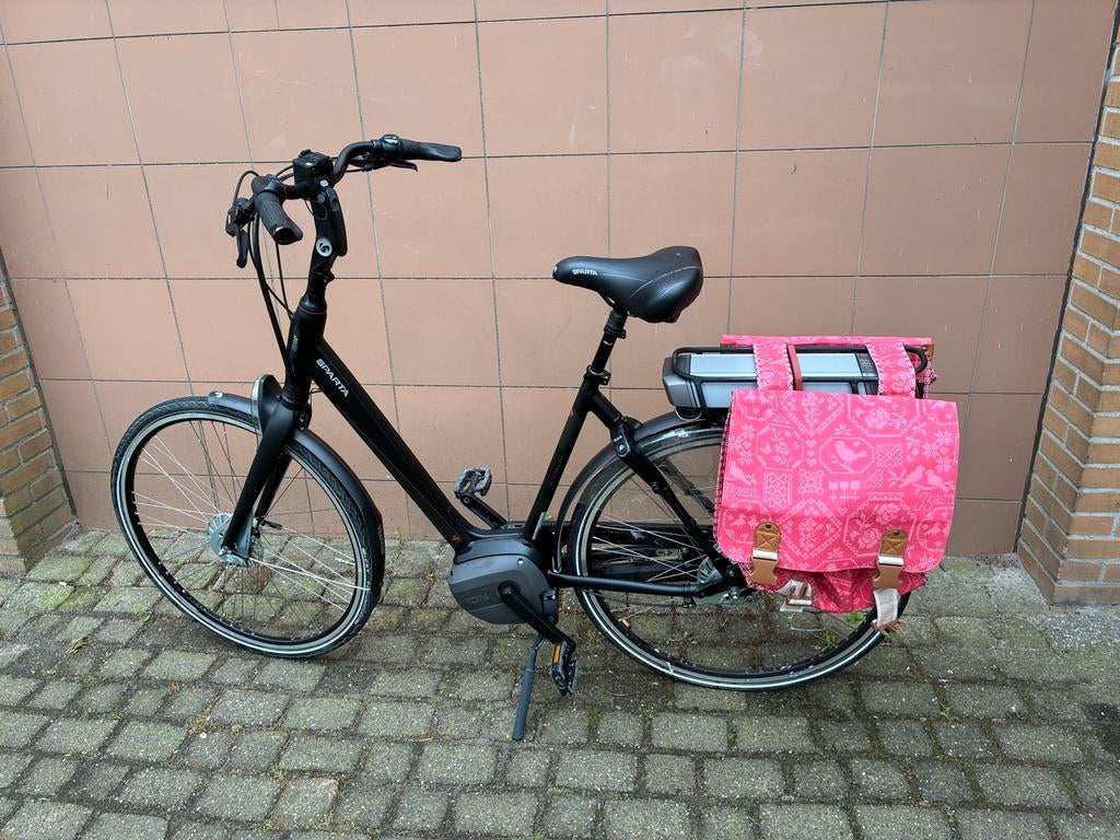 Sparta E-bike M8i met Bosch middenmotor Met roze fietstassen, Ophalen, Sparta, Gebruikt, 55 tot 59 cm