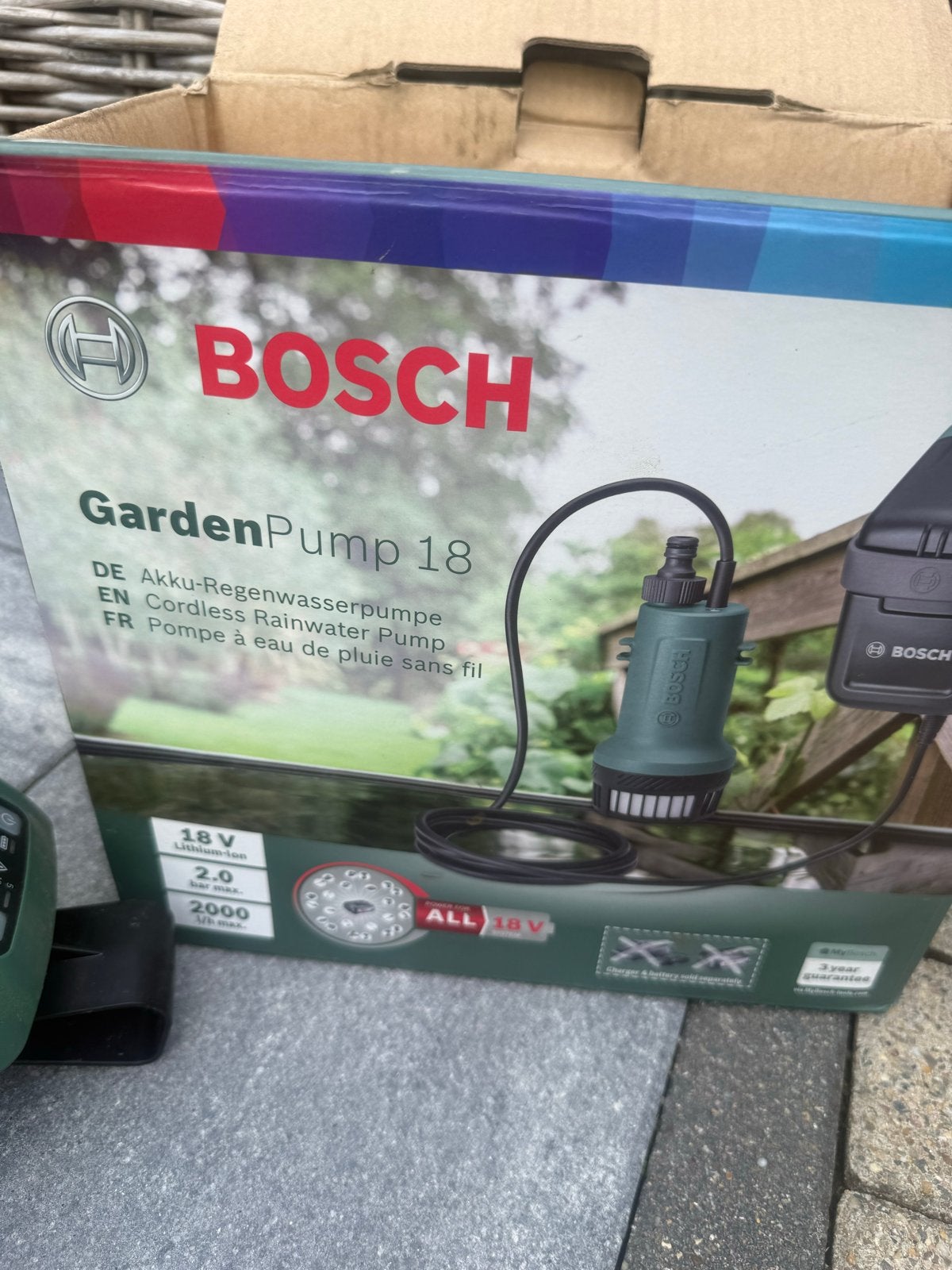 Bosch GardenPump 18 Accu-Regenwaterpomp, Ophalen of Verzenden, Zo goed als nieuw, Accu, Regentonpomp