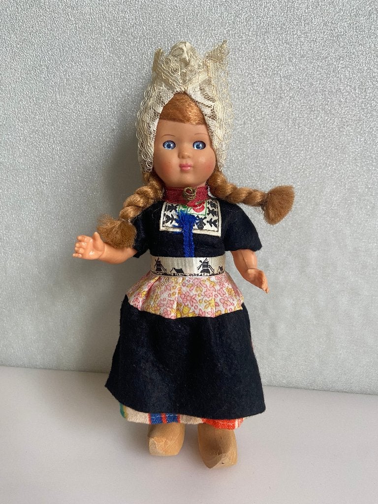 Vintage Popje Volendam 20 cm, Verzamelen, Ophalen of Verzenden, Gebruikt, Pop