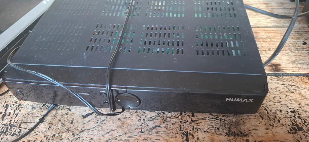 Humax Ziggo 5300C/NL Decoder (Zonder Afstandsbediening), Ophalen of Verzenden, Gebruikt