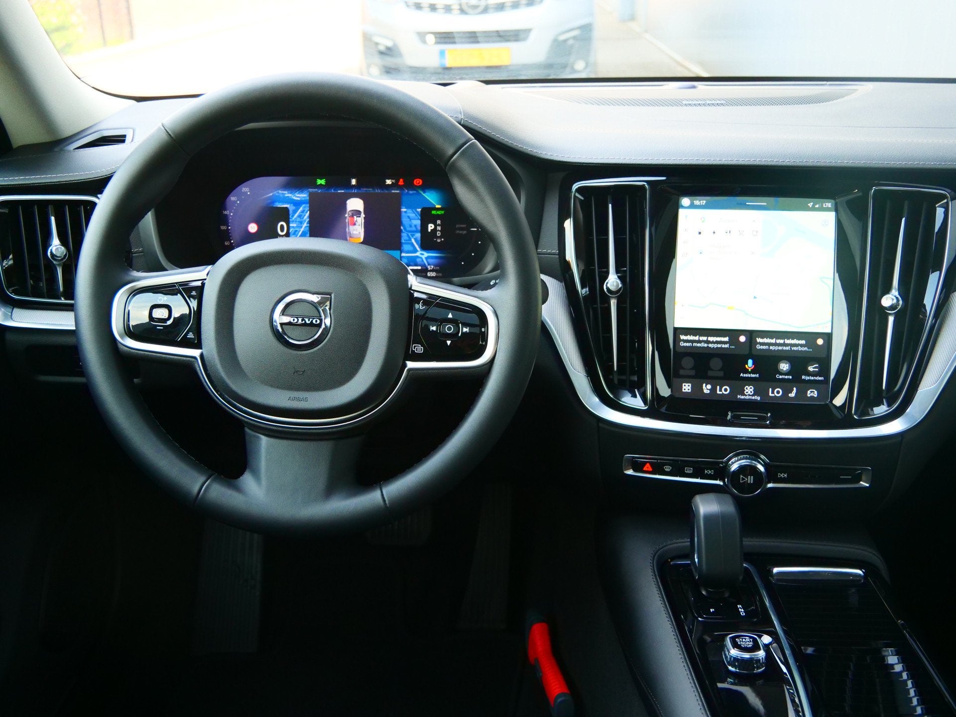 Volvo S60 2.0 Recharge T6 350Pk AWD Ultimate Dark Trekhaak /, Auto's, Volvo, Automaat, 4 cilinders, S60, 120 €/maand
