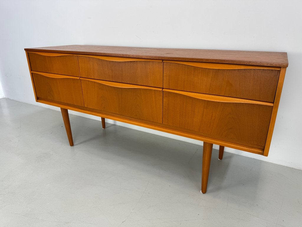 Vintage dressoir Austinsuite., Verzenden, Zo goed als nieuw, 25 tot 50 cm, 150 tot 200 cm