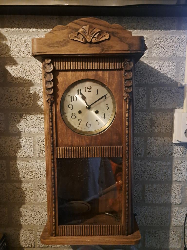 Antieke houten wandklok met slinger en gewichten, Ophalen of Verzenden