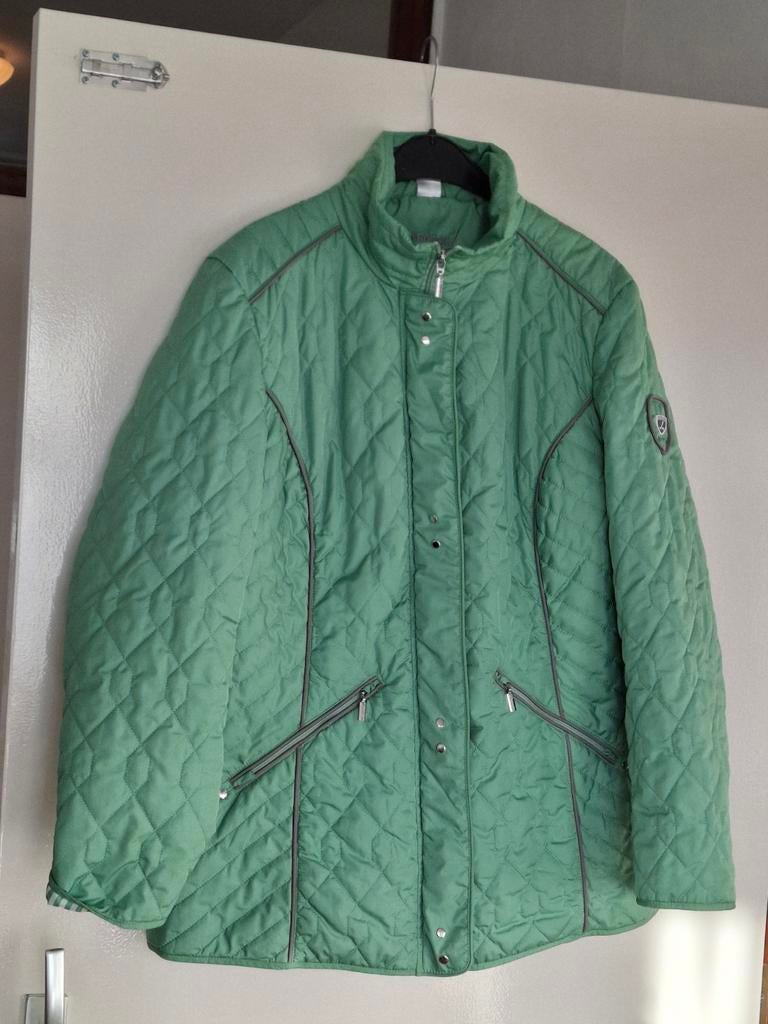 Mooie groene quilted jas, Maat 42/44 (L), Ophalen of Verzenden, Zo goed als nieuw, Groen