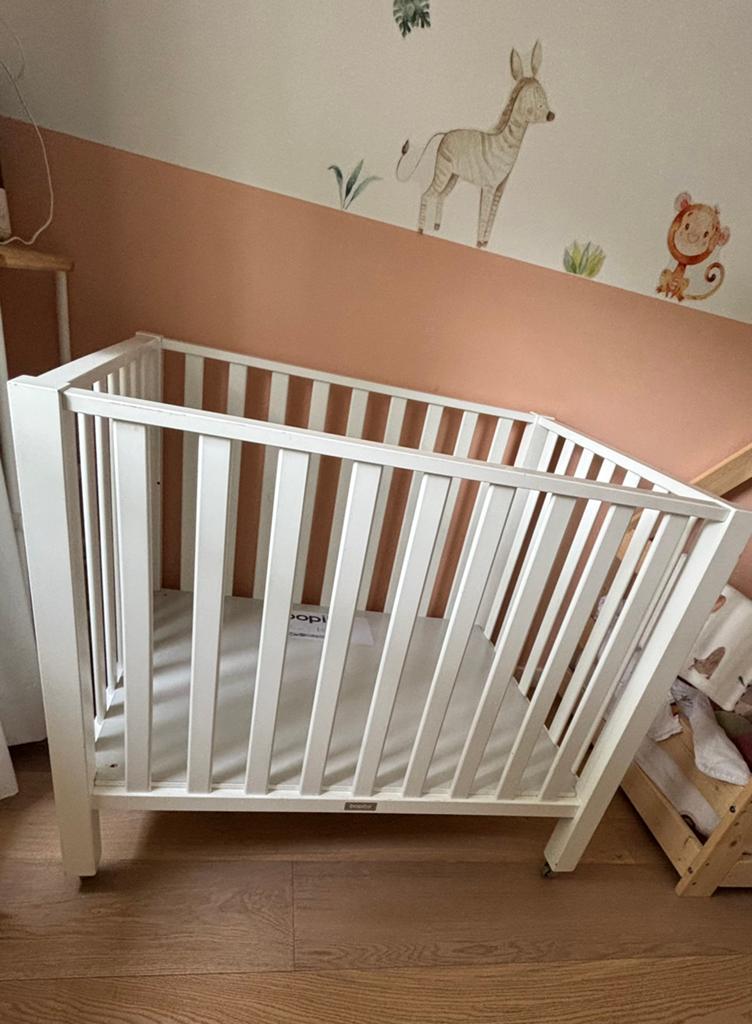 Bopita babybox + Matras Luxe + beddengoed, Kinderen en Baby's, Boxen, Ophalen, Gebruikt, Wieltjes
