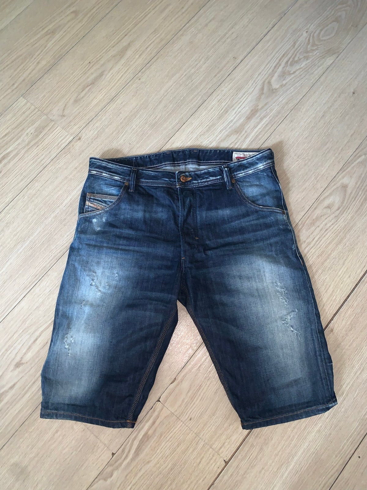 Diesel Industry Jeans Short maat 34 nieuw staat, Ophalen of Verzenden, Zo goed als nieuw, Blauw, W33 - W34 (confectie 48/50)
