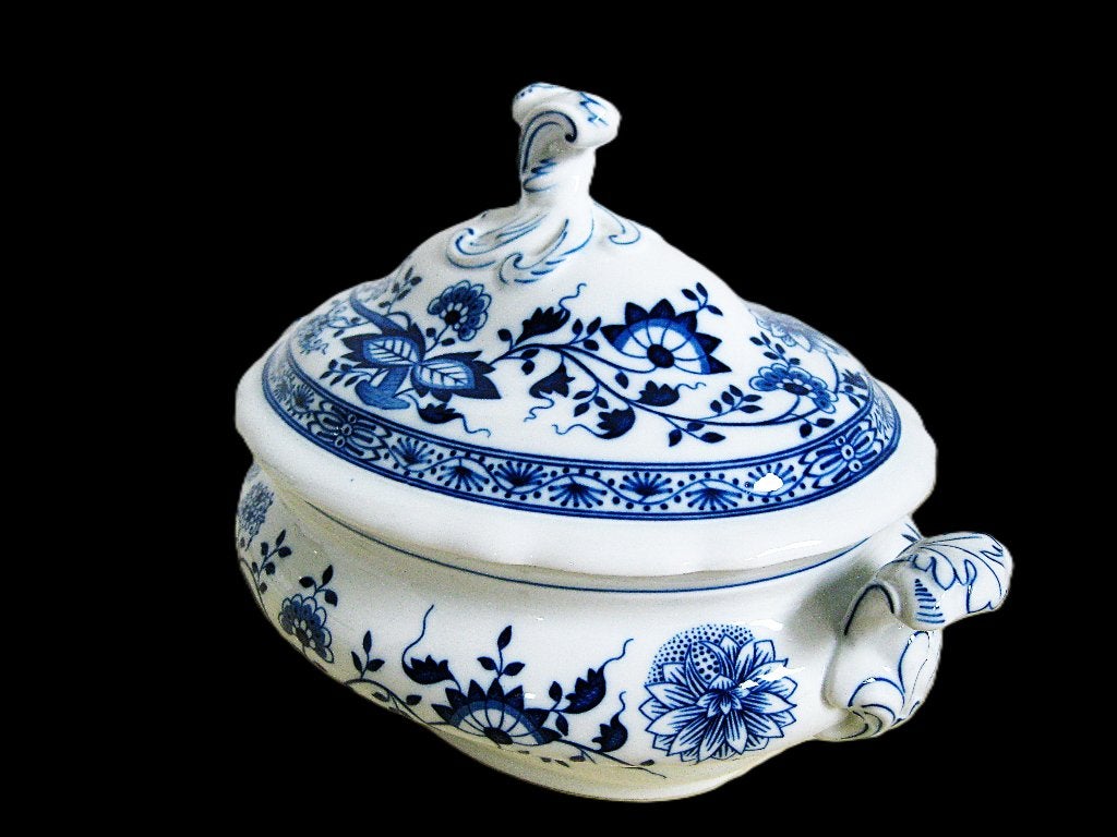 Hutschenreuther Zwiebelmuster Terrine ( ui motief), Antiek en Kunst, Antiek | Servies los, Ophalen of Verzenden