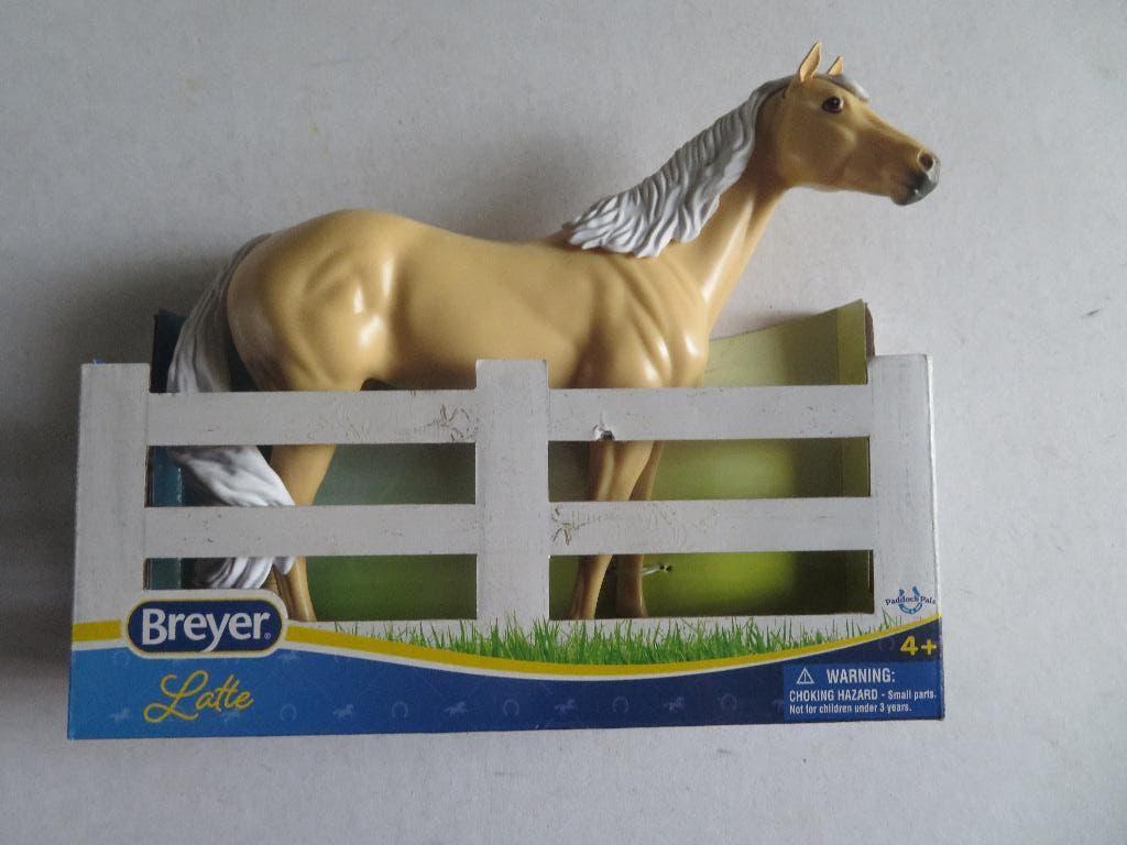 BREYER -- PAARDEN LATTE, Ophalen of Verzenden, Nieuw