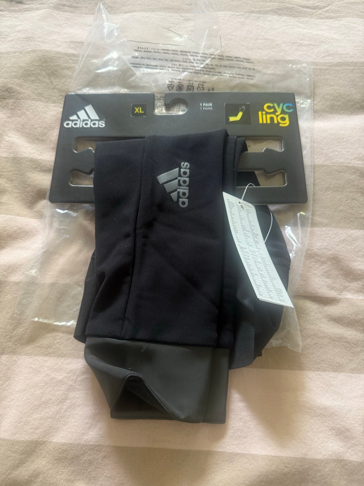 Nieuwe Adidas Arm-, Been- en Kniestukken - Cycling, Ophalen of Verzenden, Nieuw, Overige typen