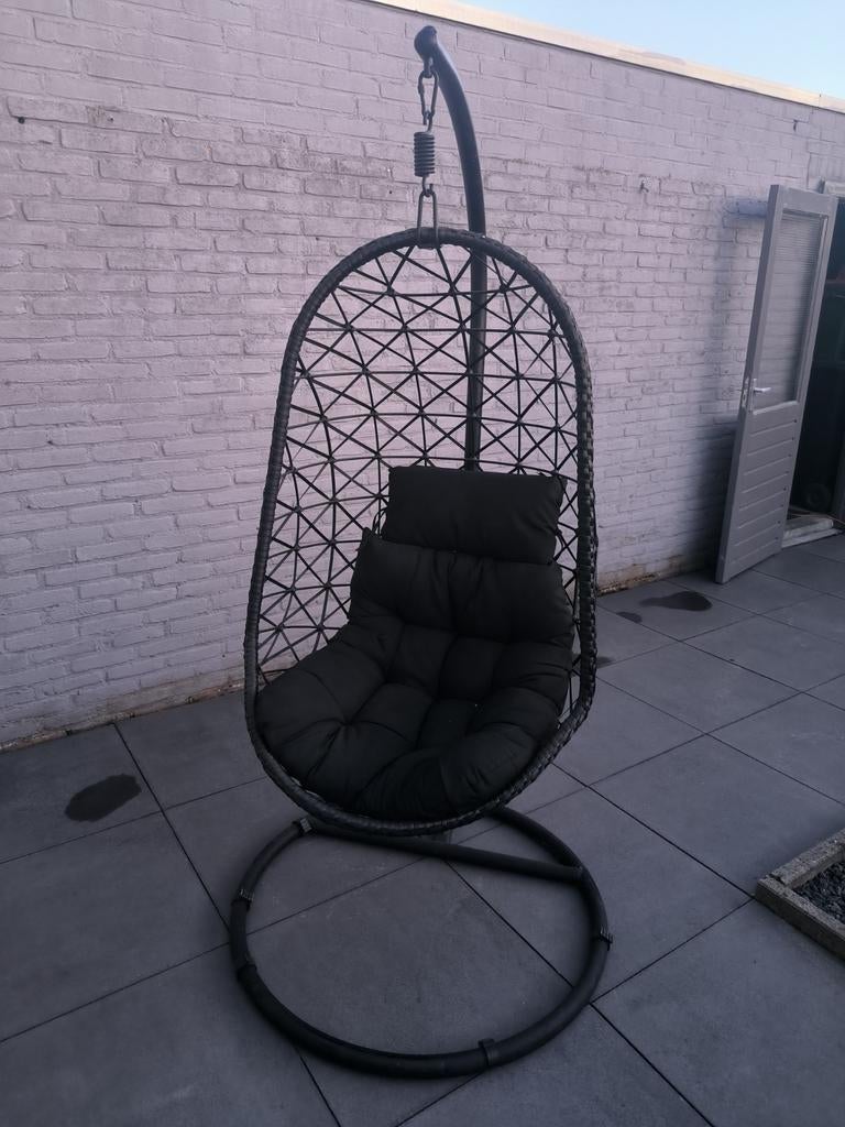Egg chair / hangstoel, Ophalen