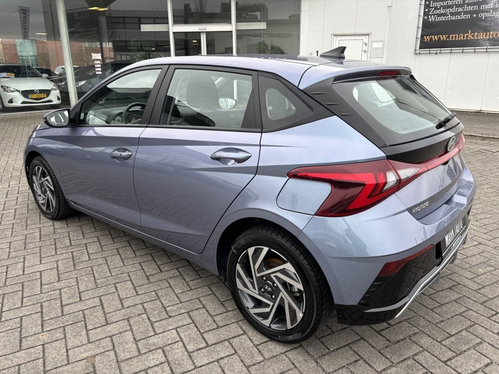Hyundai i20 Trend Camera Carplay Navi Stoelverwarming, Gebruikt, Blauw, Origineel Nederlands, Bedrijf