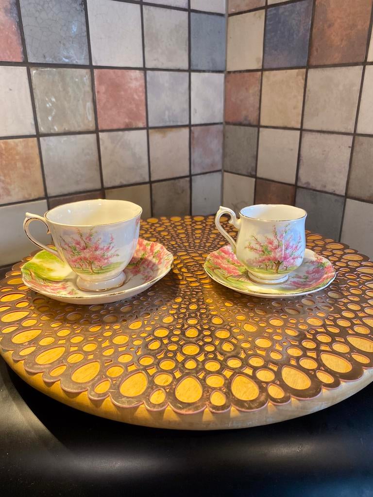 Royal Albert,Blossom Time,dames en heren kop en schotel, Antiek en Kunst, Ophalen of Verzenden