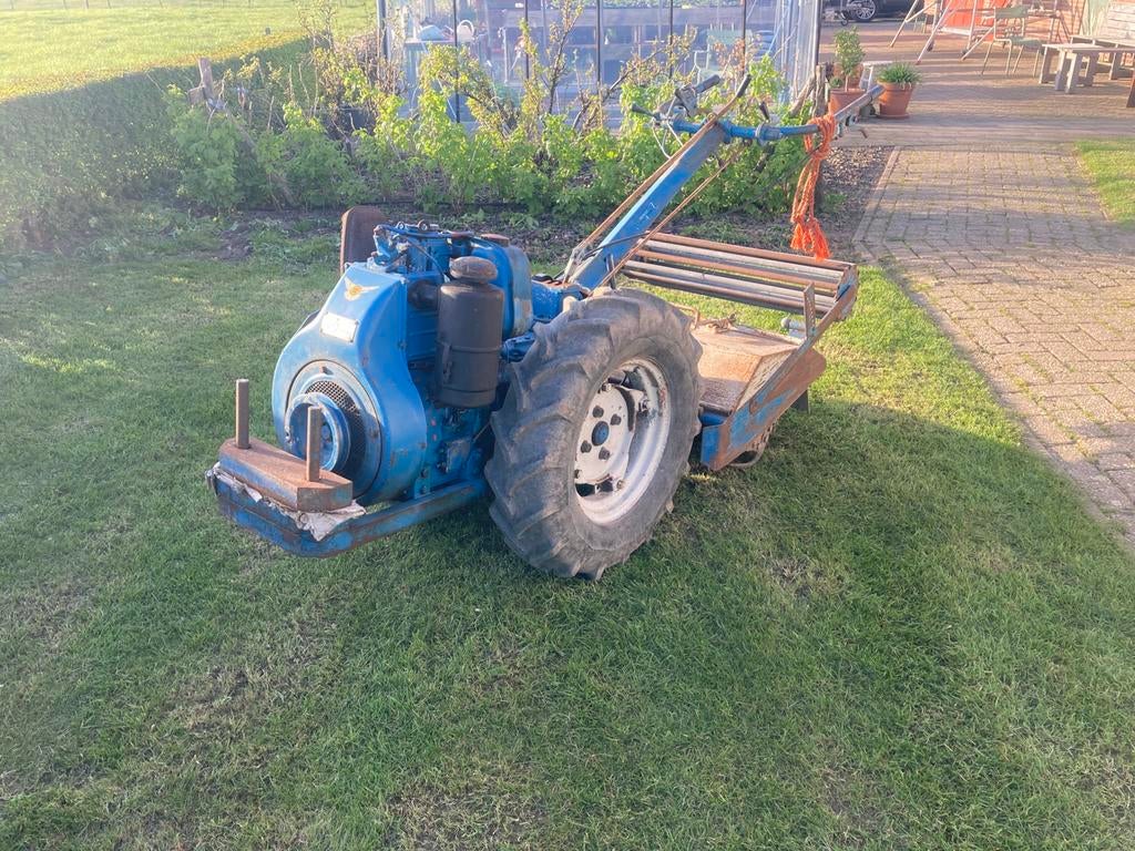 Nibbi Tuinfrees grondfrees diesel lombardini lda820 20pk, Tuin en Terras, Hand-tuingereedschap, Ophalen of Verzenden, Gebruikt