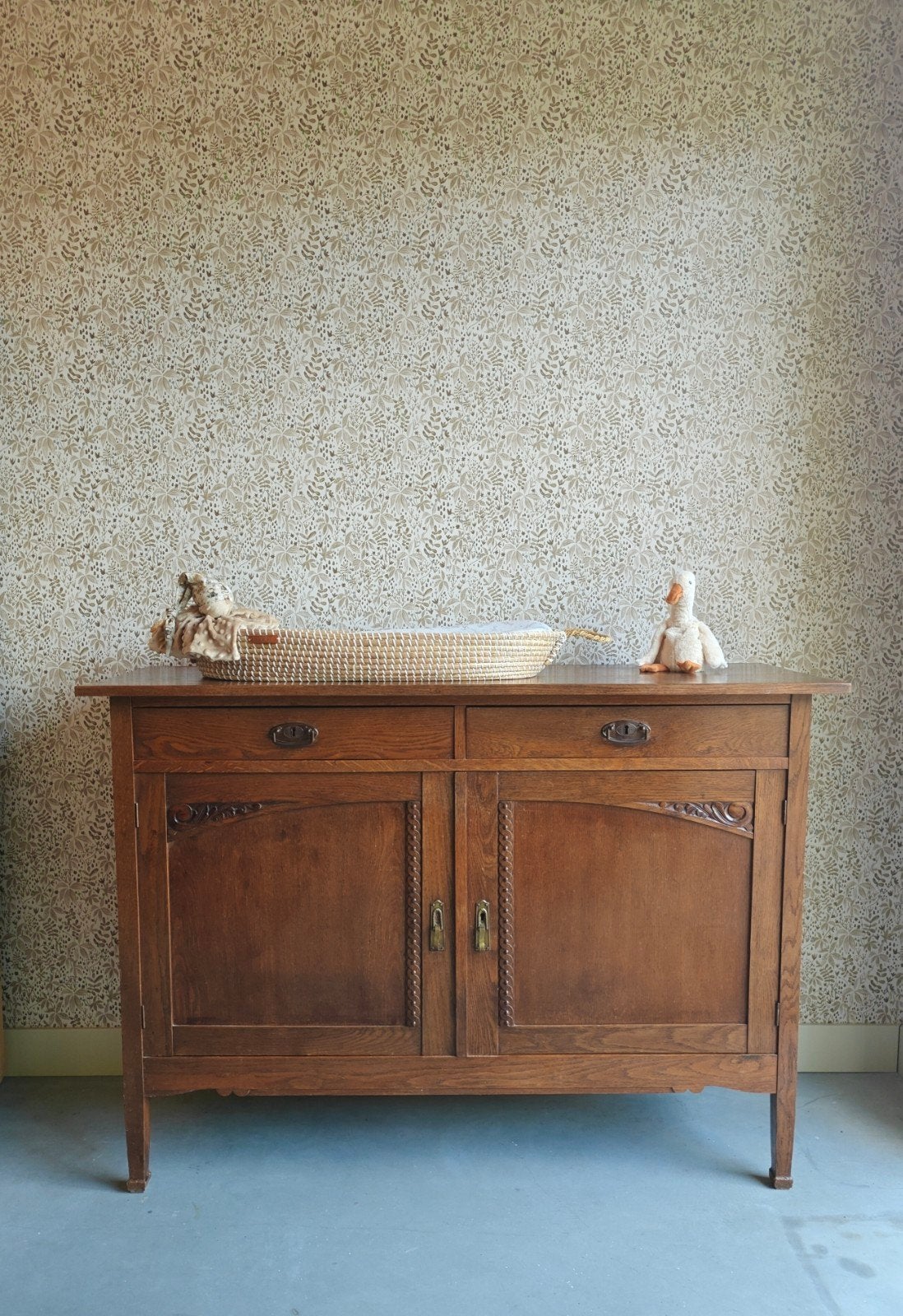 Vintage commode / massief hout / antiek / bezorgen mogelijk, 50 tot 70 cm, Ophalen of Verzenden, 90 tot 105 cm, 100 cm of meer