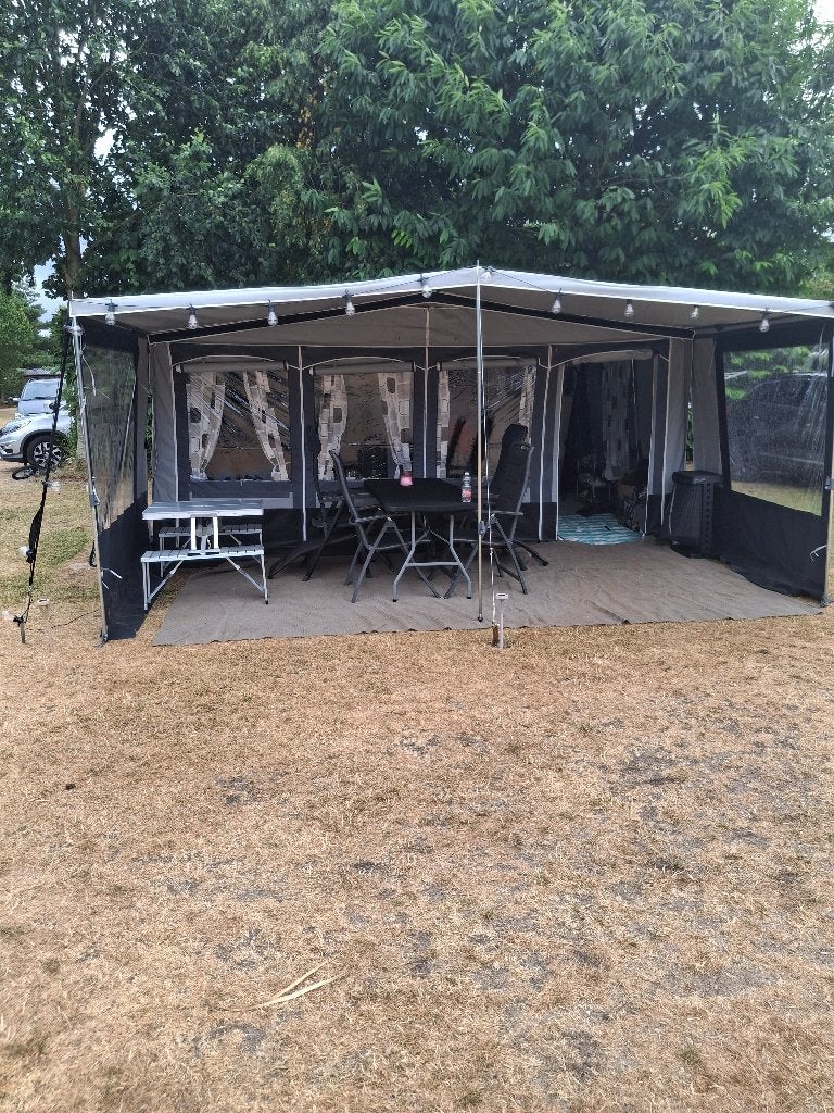 Caravan knaus sudwind 450 nieuwe voortent luifel & aanbouw, Standaardzit, Particulier, Luifel, 4 tot 5 meter