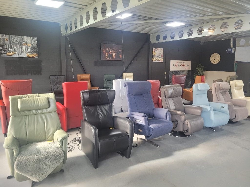 Staopstoel outlet collectie, Ophalen of Verzenden, Zo goed als nieuw, Kunststof, Minder dan 50 cm