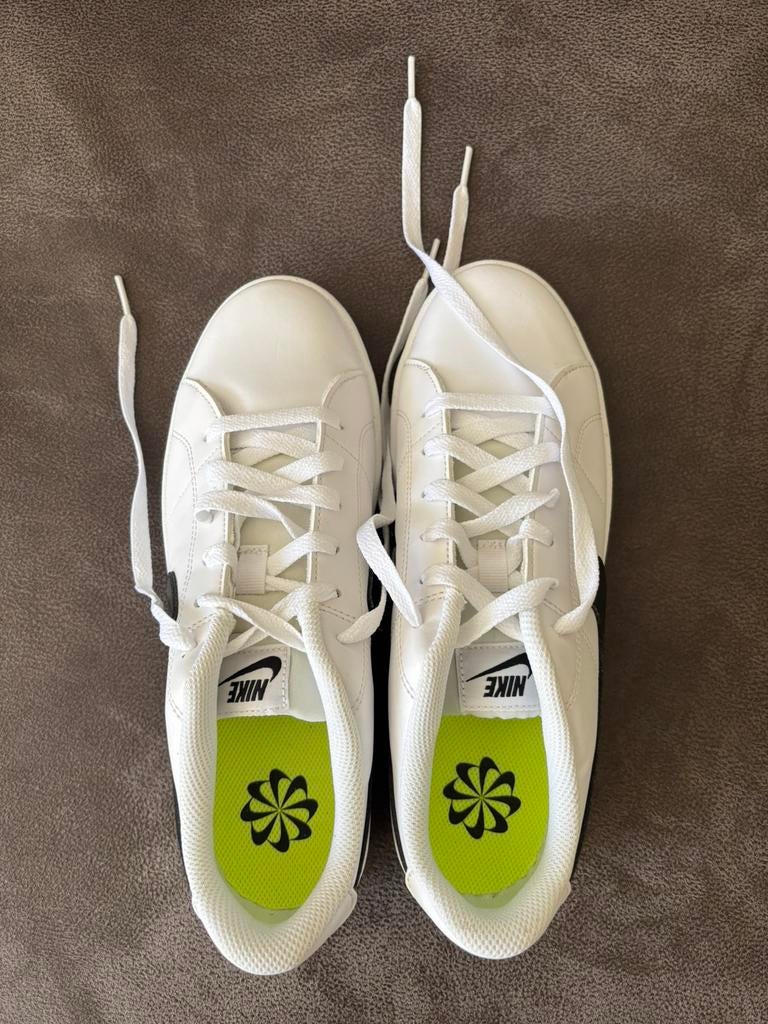 Nike Court Royale 2 Next Nature – New – EU 40.5, Ophalen, Zo goed als nieuw, Wit, Sneakers of Gympen